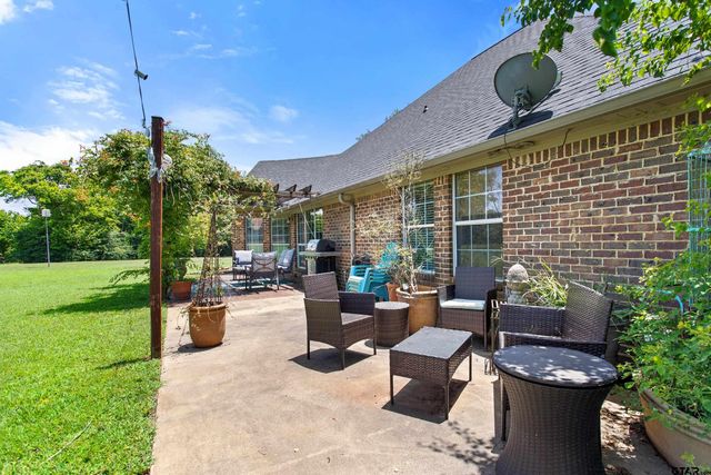 301 Hines Crossing, Bullard, TX 75757