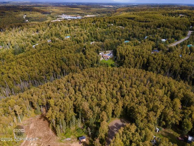 6905 W Highcrest Lane, Wasilla, AK 99654
