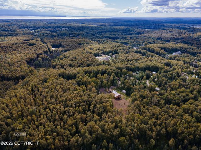 6905 W Highcrest Lane, Wasilla, AK 99654
