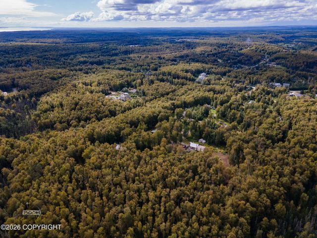 6905 W Highcrest Lane, Wasilla, AK 99654
