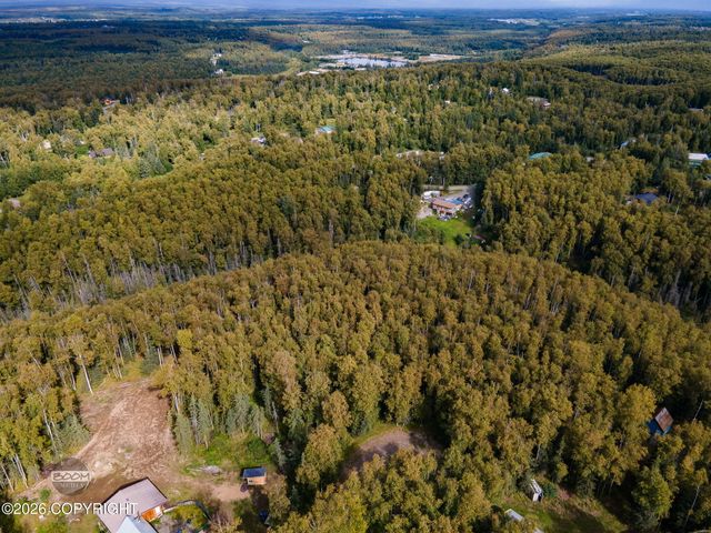 6905 W Highcrest Lane, Wasilla, AK 99654