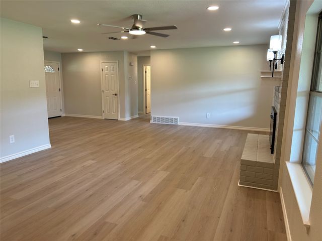 500 Curtis Road, Burleson, TX 76028