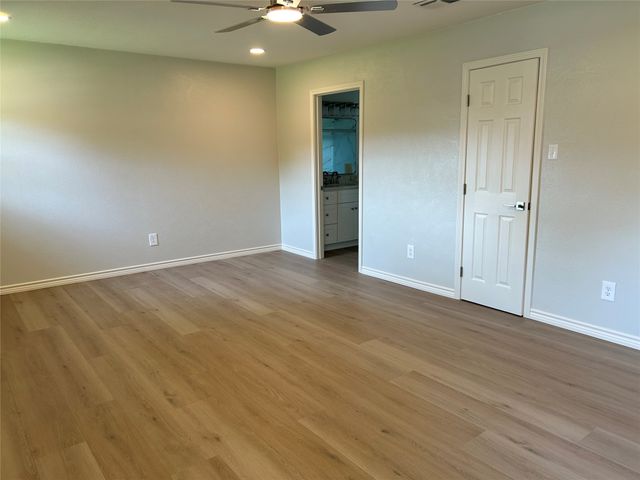 500 Curtis Road, Burleson, TX 76028