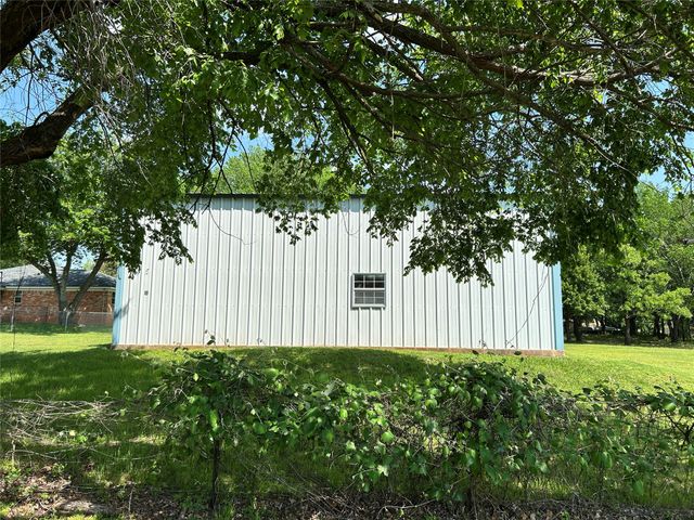 500 Curtis Road, Burleson, TX 76028