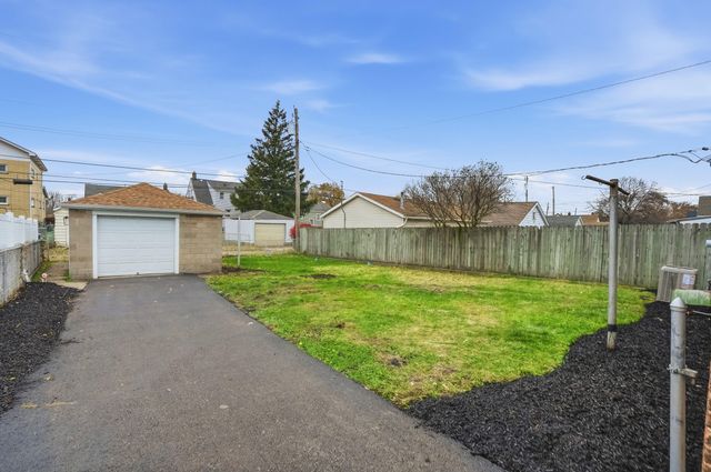 2534 White Oak Avenue, Whiting, IN 46394