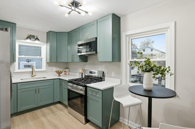 2534 White Oak Avenue, Whiting, IN 46394