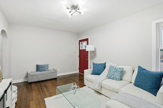 2534 White Oak Avenue, Whiting, IN 46394