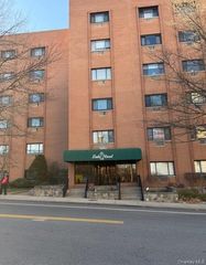 21 Lake Street 6G, White Plains, NY 10603