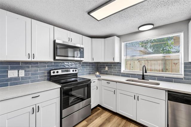 10033 REGENCY PARK BOULEVARD, Port Richey, FL 34668