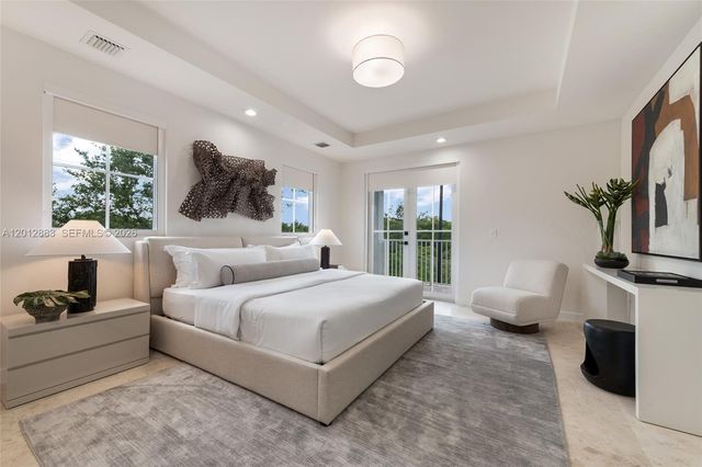 349 Madeira Avenue 349, Coral Gables, FL 33134