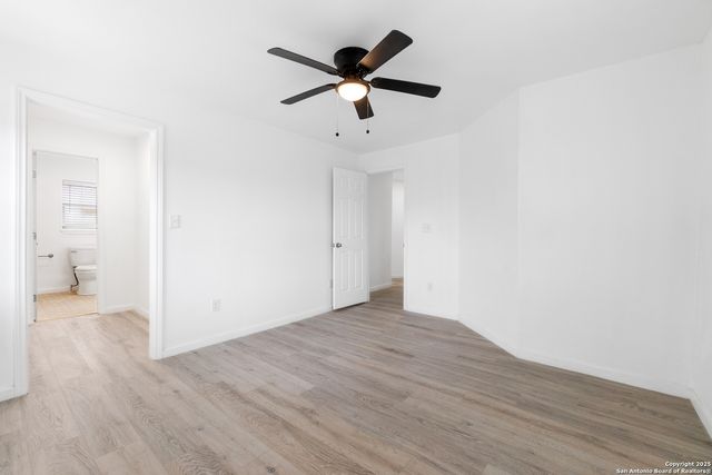 323 Lakeside, Lakehills, TX 78063