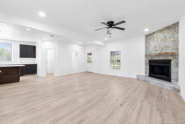 323 Lakeside, Lakehills, TX 78063