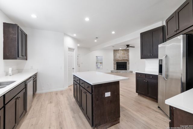 323 Lakeside, Lakehills, TX 78063