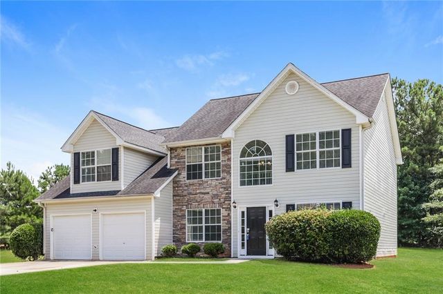 411 Blackbird Way, Hampton, GA 30228