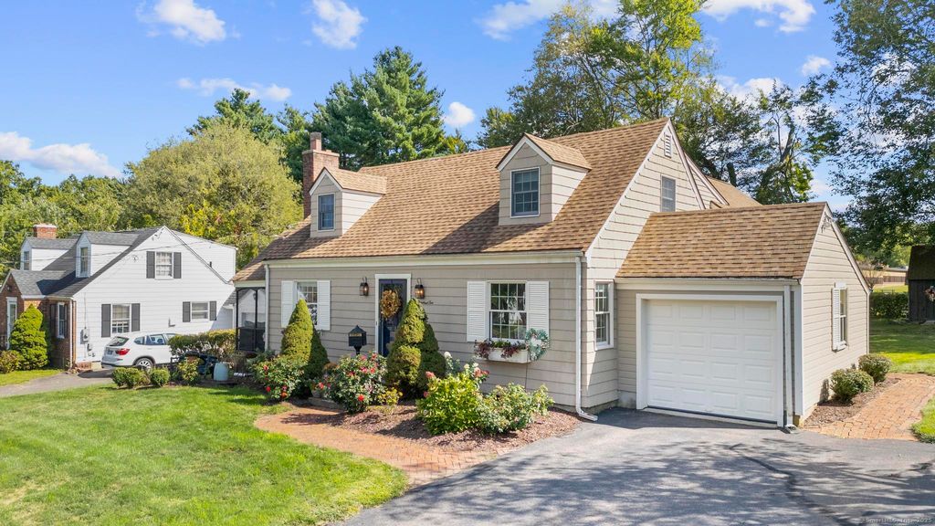 110 Wells Farm Drive, Wethersfield, CT 06109