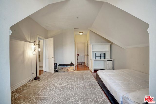 5805 Foxview Drive, Malibu, CA 90265