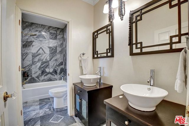 5805 Foxview Drive, Malibu, CA 90265