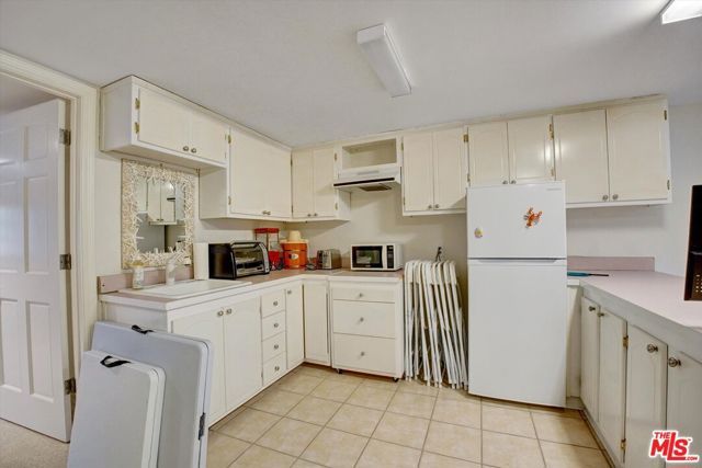 5805 Foxview Drive, Malibu, CA 90265