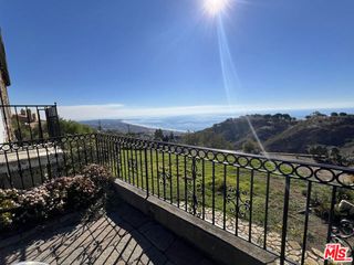 5805 Foxview Drive, Malibu, CA 90265