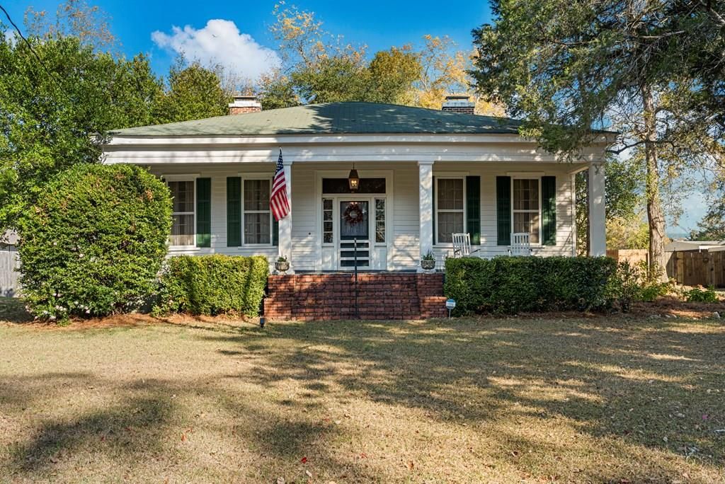 3823 East Britt David Road, Columbus, GA 31909