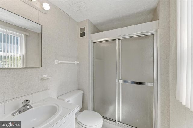 5310 INDIAN ROCK RD, Centreville, VA 20120