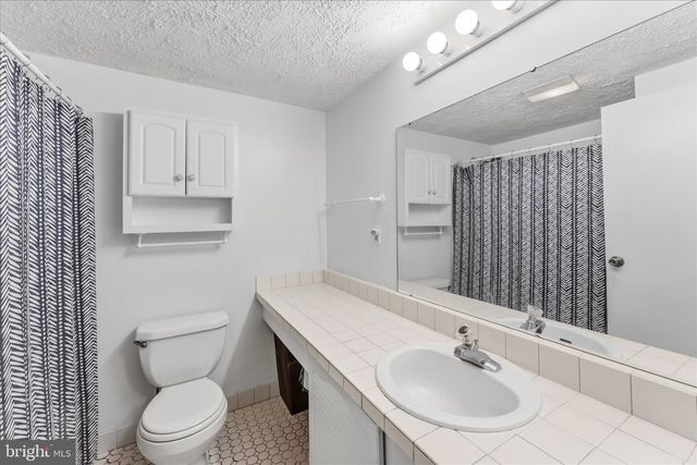 5310 INDIAN ROCK RD, Centreville, VA 20120