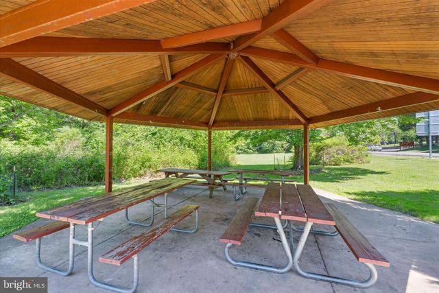5310 INDIAN ROCK RD, Centreville, VA 20120