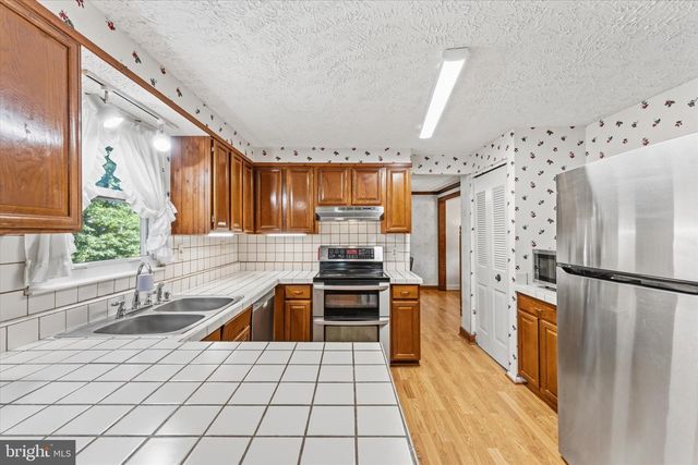 5310 INDIAN ROCK RD, Centreville, VA 20120