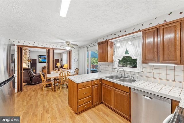 5310 INDIAN ROCK RD, Centreville, VA 20120