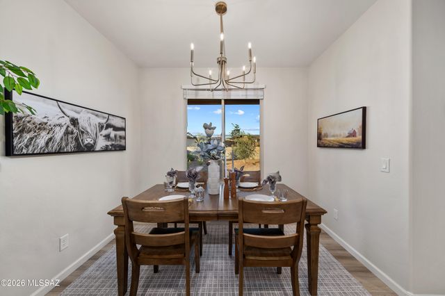 1820 N Banneker Lane, Green Valley, AZ 85614