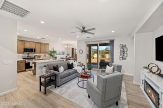 1820 N Banneker Lane, Green Valley, AZ 85614