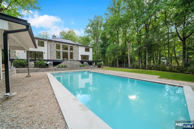 165 Hickory Lane, Closter, NJ 07624