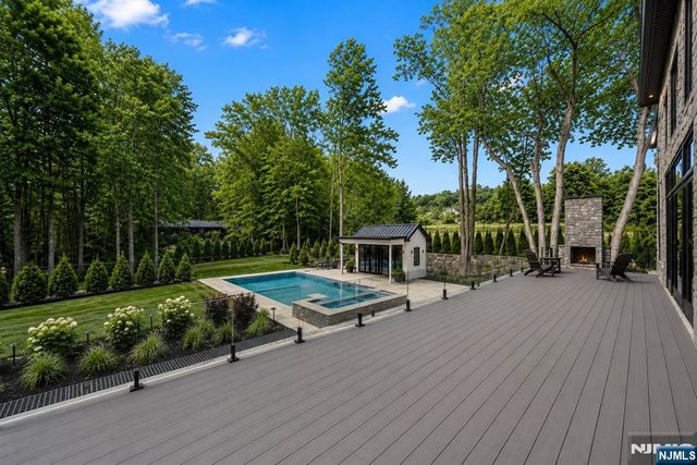 165 Hickory Lane, Closter, NJ 07624