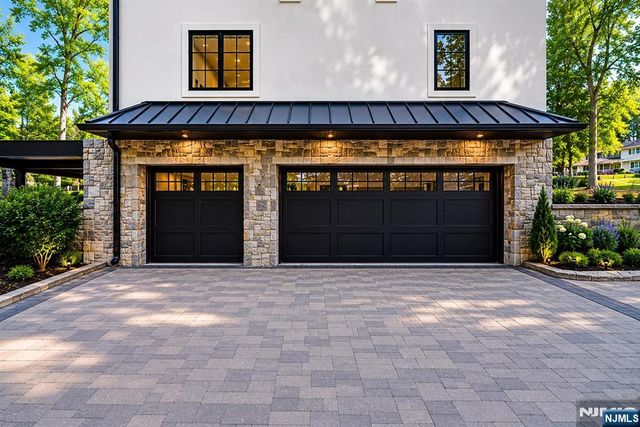 165 Hickory Lane, Closter, NJ 07624