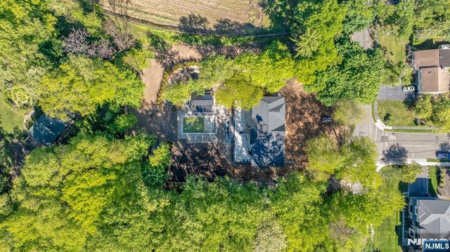 165 Hickory Lane, Closter, NJ 07624