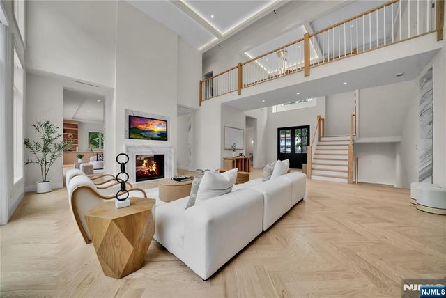 165 Hickory Lane, Closter, NJ 07624