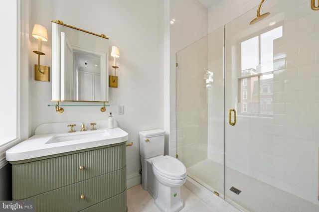 1315 R ST NW, Washington, DC 20009