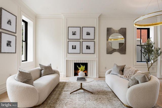 1315 R ST NW, Washington, DC 20009