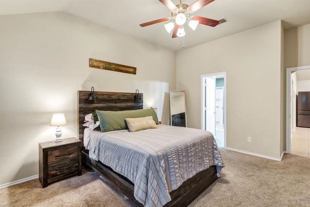 412 Prescott Lane, Fort Worth, TX 76036