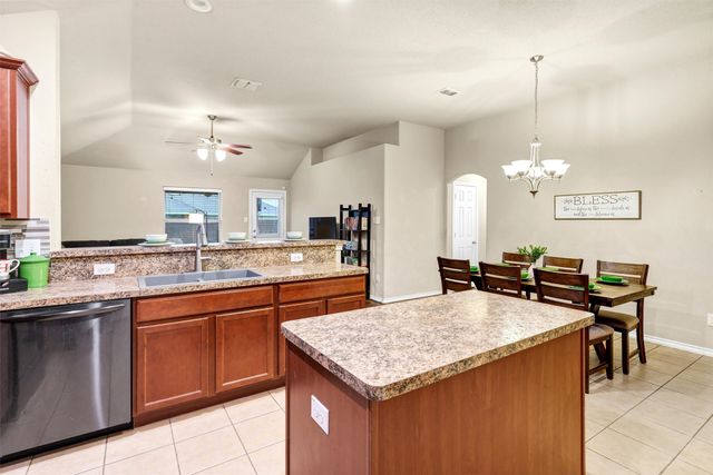 412 Prescott Lane, Fort Worth, TX 76036