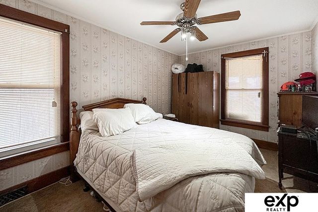 1536 S 24th Street, Omaha, NE 68108