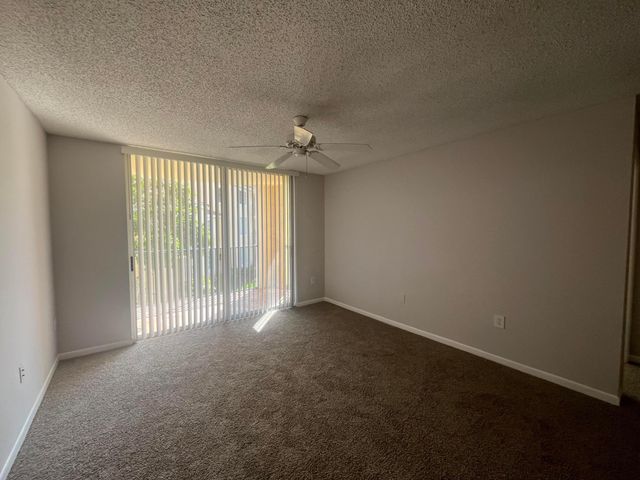 1755 VILLAGE Boulevard 206, West Palm Beach, FL 33409