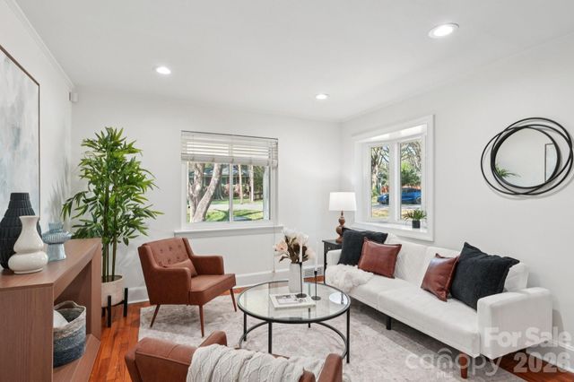 1000 Hickory Nut Street, Charlotte, NC 28205