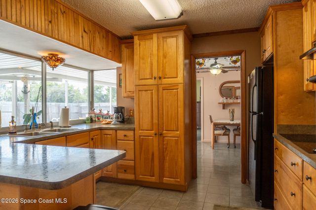 9100 Central Avenue, Micco, FL 32976