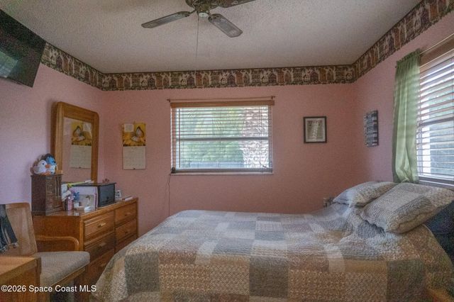 9100 Central Avenue, Micco, FL 32976