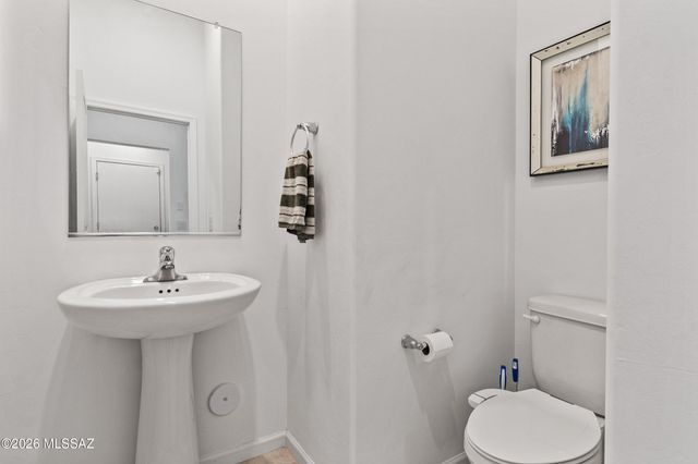 12711 E Lauren Canyon Place, Vail, AZ 85641