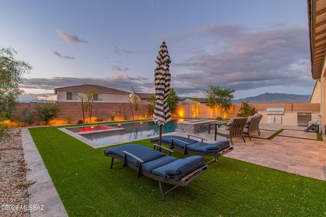 12711 E Lauren Canyon Place, Vail, AZ 85641