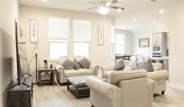 3608 Rolling Meadows Drive, Grand Prairie, TX 76065