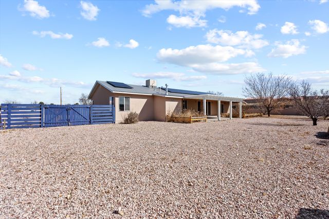 2 Mesilla Verde, Espanola, NM 87532