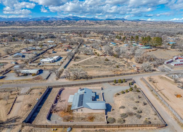 2 Mesilla Verde, Espanola, NM 87532